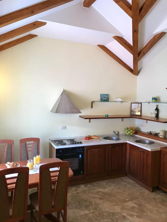 Old Town Apartments Trogir - Free Parking Esterno foto
