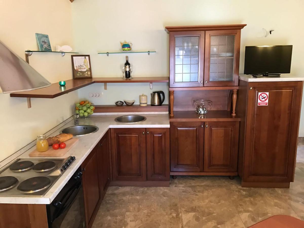 Old Town Apartments Trogir - Free Parking Esterno foto