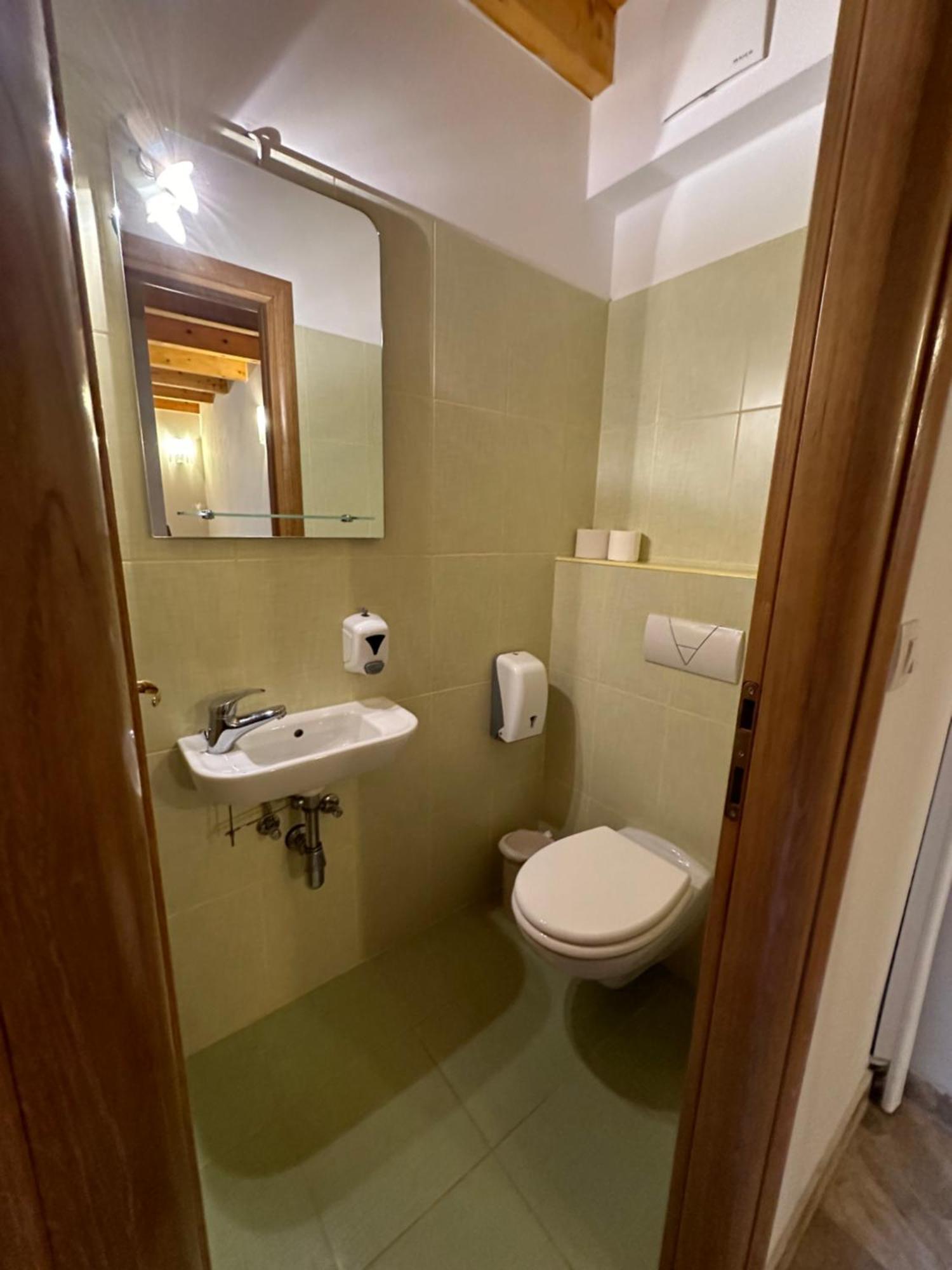 Old Town Apartments Trogir - Free Parking Esterno foto